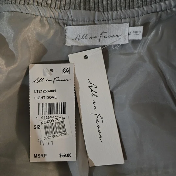 All In Favor Gray Bomber Jacket Size Medium - Picture 3 of 3